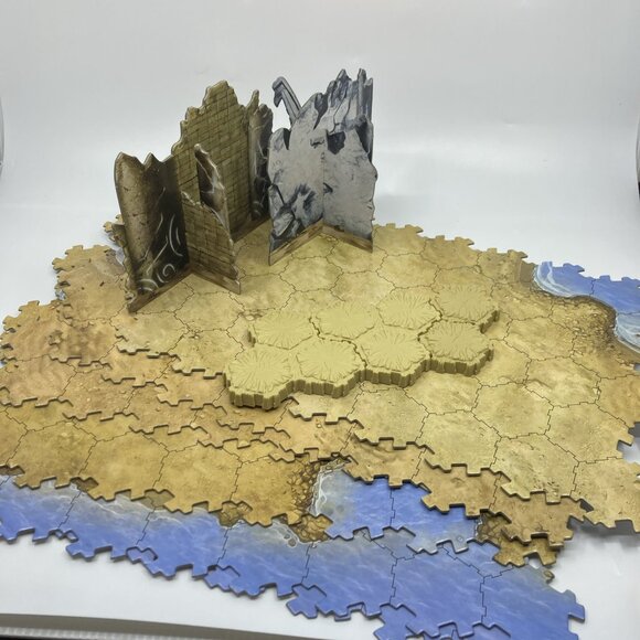 Hasbro Magic the Gathering Arena Of The Planeswalkers Board Game - Picture 3 of 10